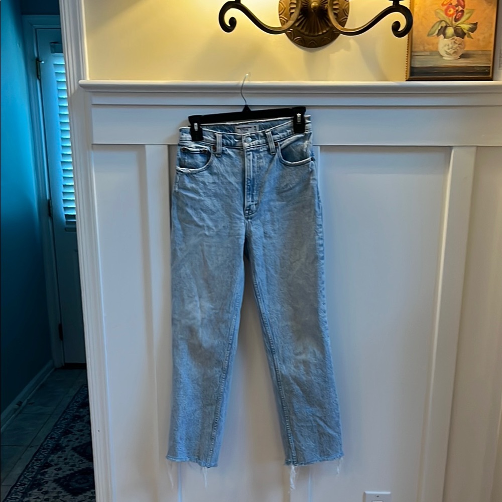 Women’s Abercrombie 90’s Straight Ultra High Rise Jeans